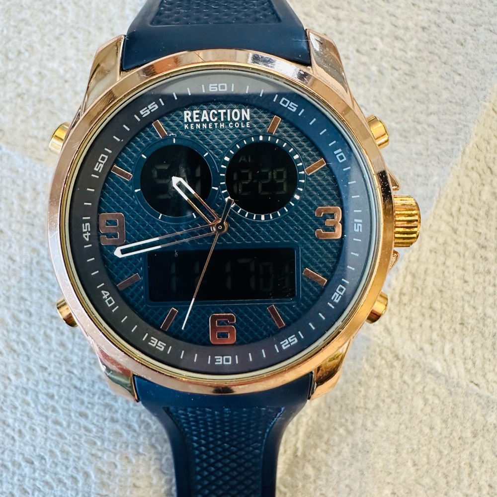 Kenneth Cole Reaction Navy and Gold Chronograph Watch